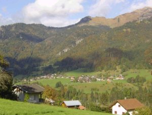 VILLAGE DE LOIN - JPEG - 69.6 ko